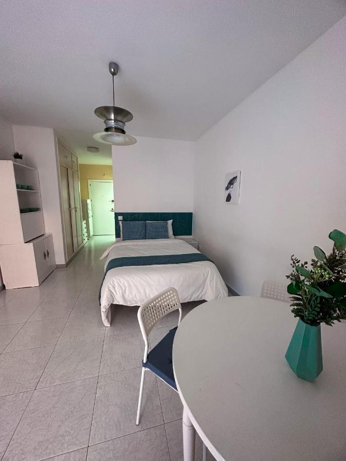 Wonderful Apt With Terrace - 15M Walk Giralda Seville Exterior photo